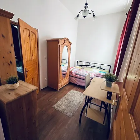 Apartman Central Apartment *